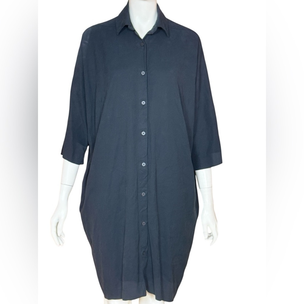 lululemon athletica Black Button-Down Shirt Size 6